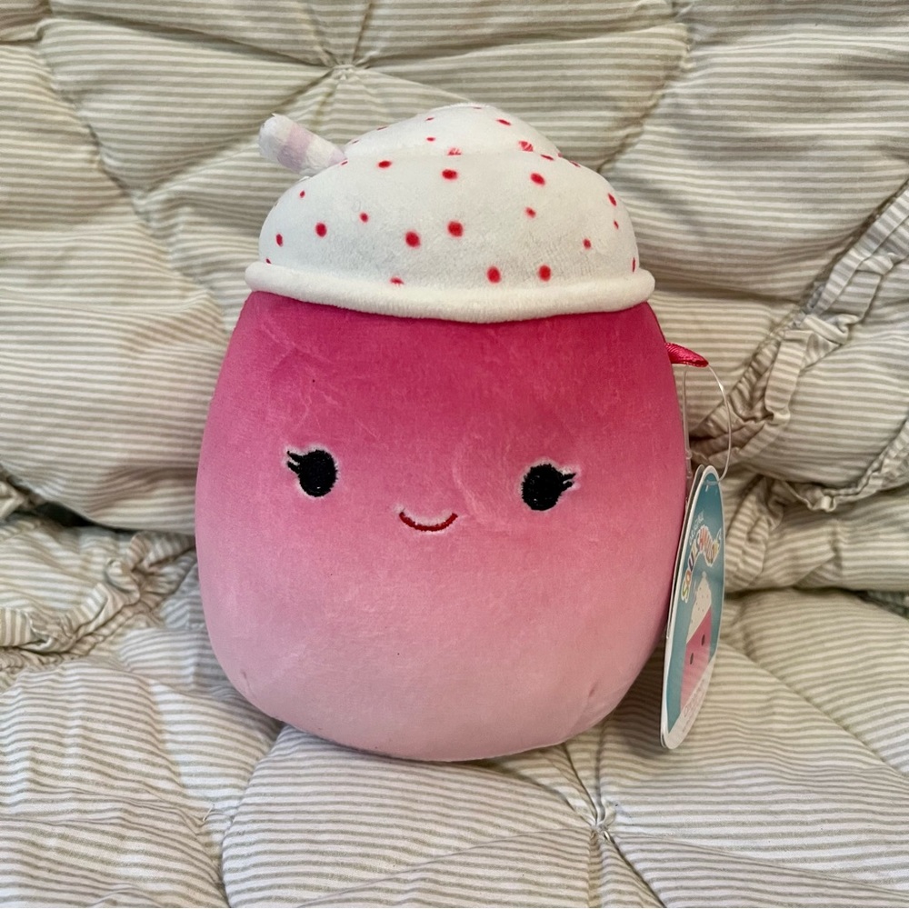 NWT - squishmallows cinnamon milkshake - 5”
